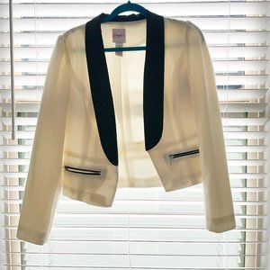 Candies Juniors White and Black Blazer Size Large